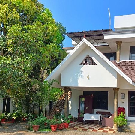 Alma Homestay Mararikulam Luaran gambar