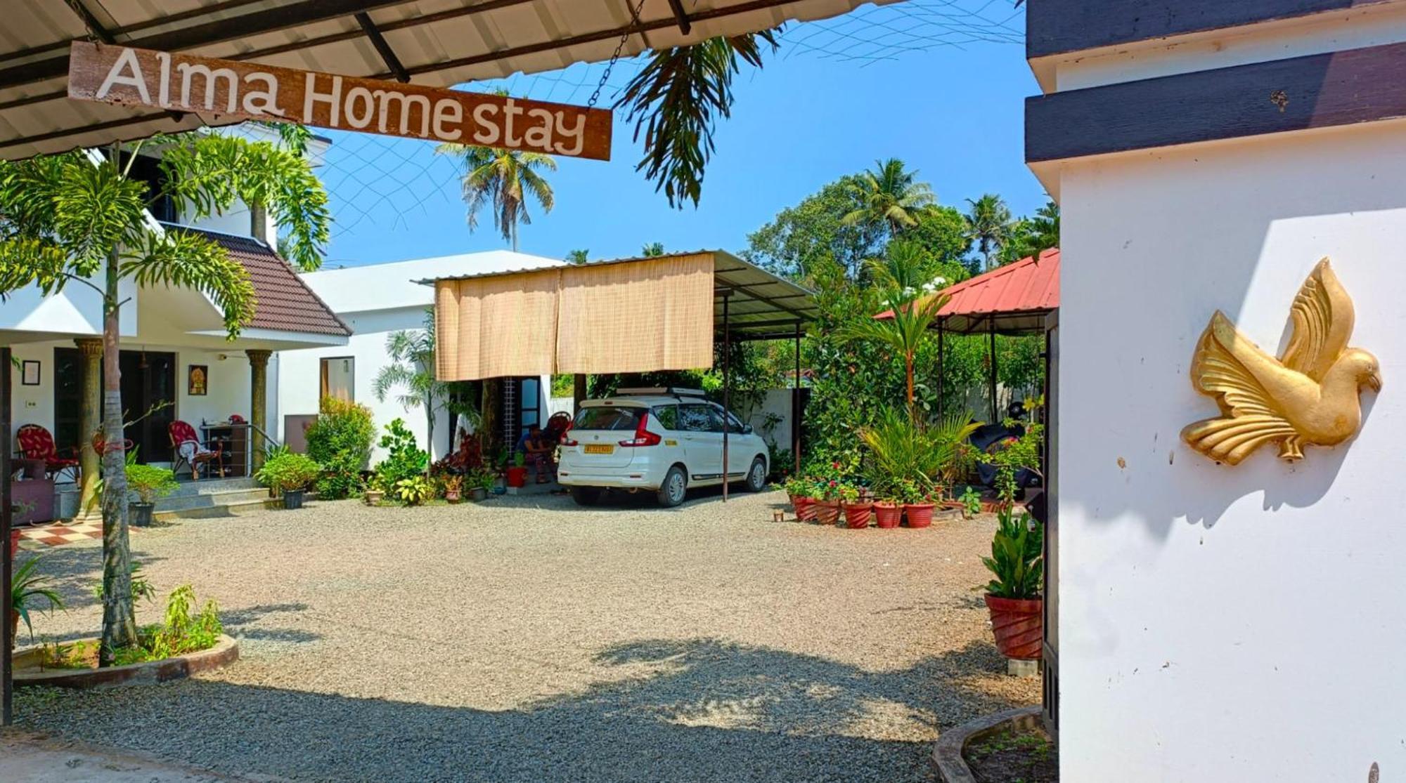 Alma Homestay Mararikulam Luaran gambar